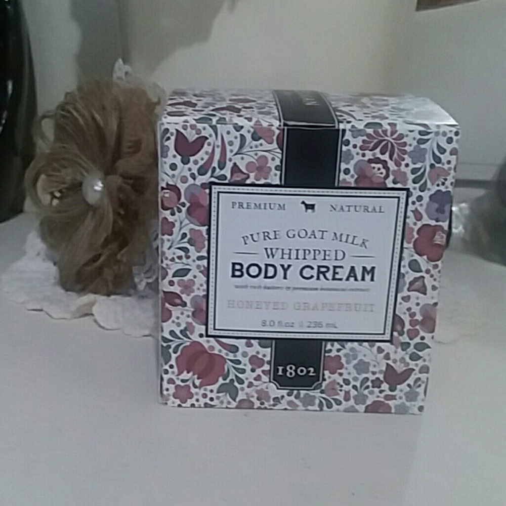 🐐 Beekman Pure Goat  Milk Body Cream!